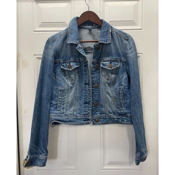 American Eagle Fitted Trucker Denim Jacket Medium Wash Jean Jacket L - Picture 2 of 10